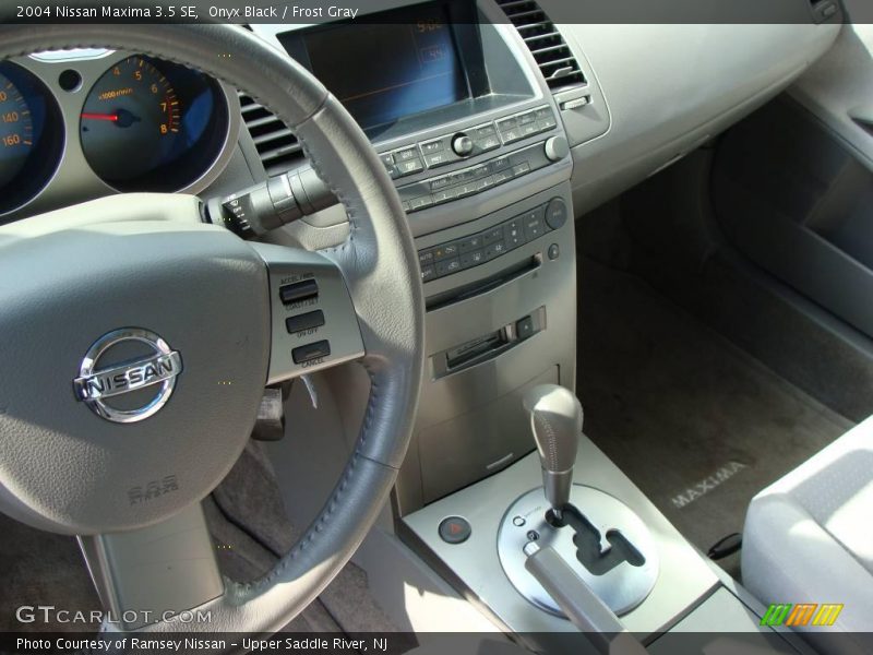 Onyx Black / Frost Gray 2004 Nissan Maxima 3.5 SE
