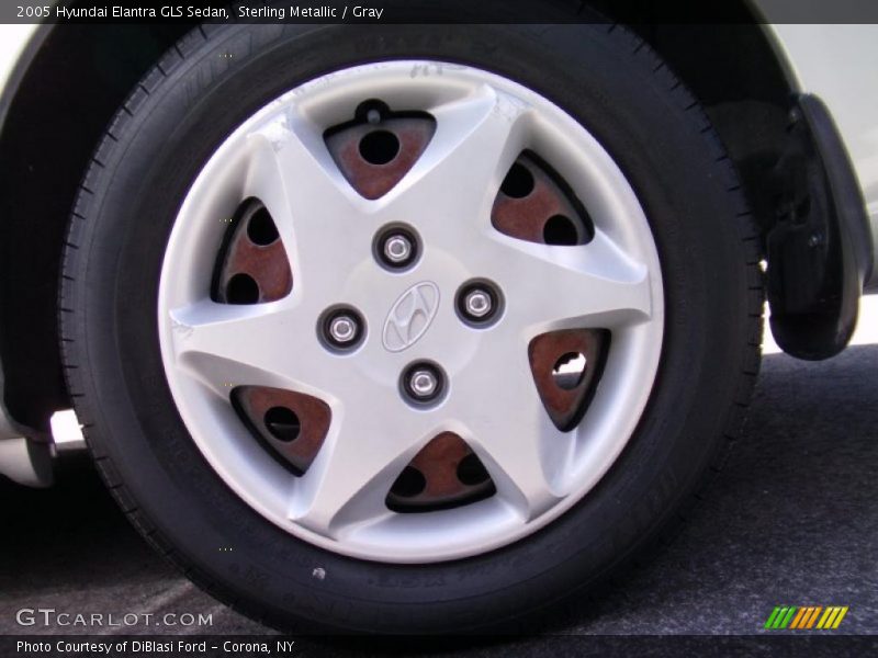 Sterling Metallic / Gray 2005 Hyundai Elantra GLS Sedan