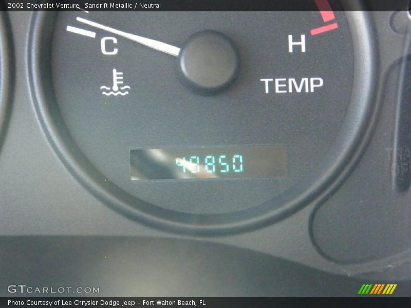 Sandrift Metallic / Neutral 2002 Chevrolet Venture
