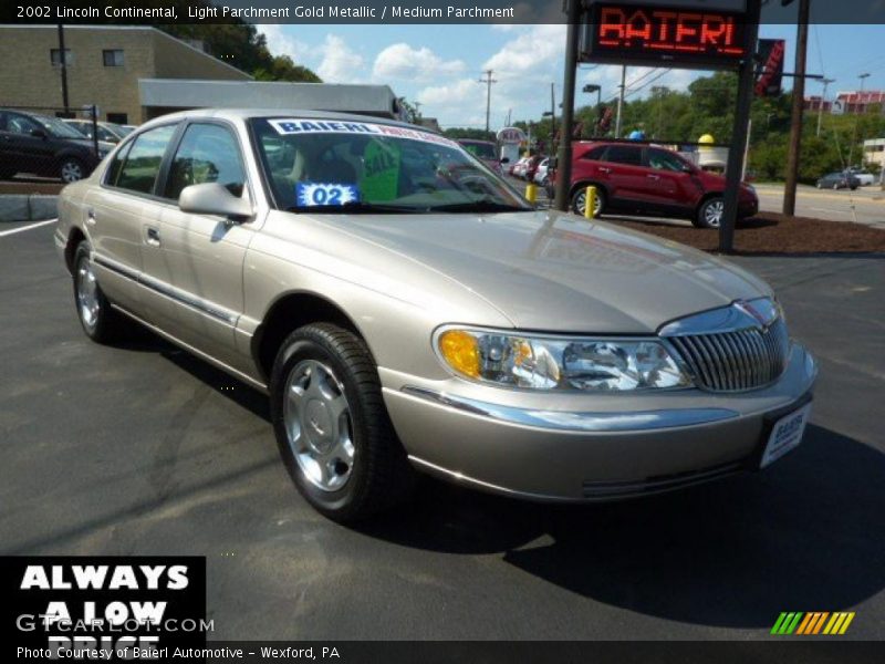Light Parchment Gold Metallic / Medium Parchment 2002 Lincoln Continental