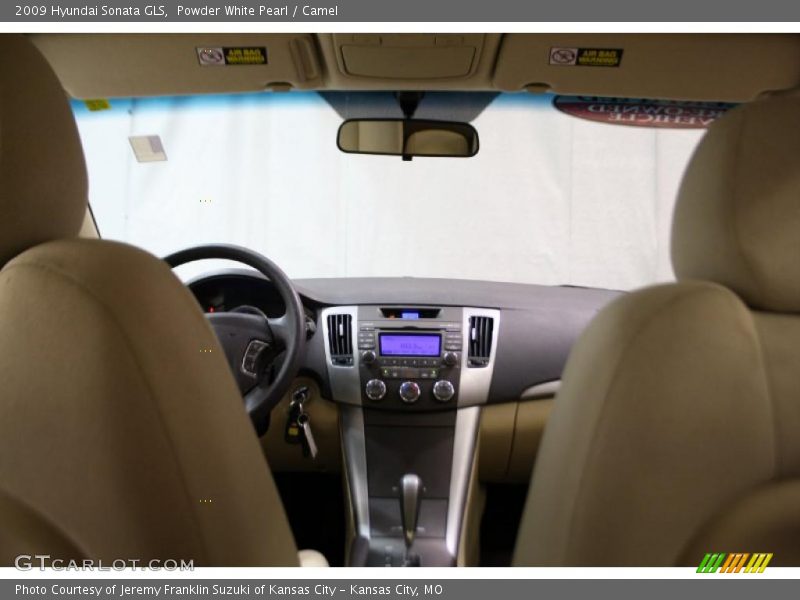 Powder White Pearl / Camel 2009 Hyundai Sonata GLS