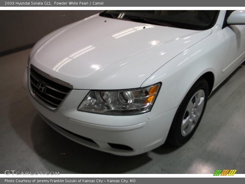 Powder White Pearl / Camel 2009 Hyundai Sonata GLS