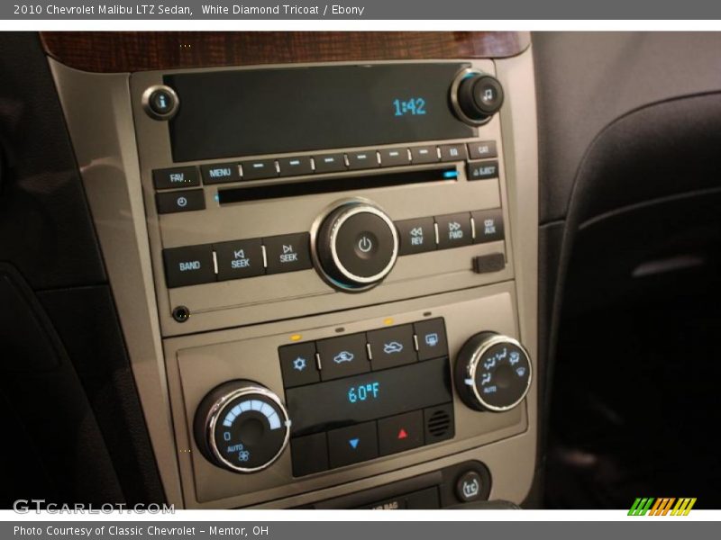 White Diamond Tricoat / Ebony 2010 Chevrolet Malibu LTZ Sedan