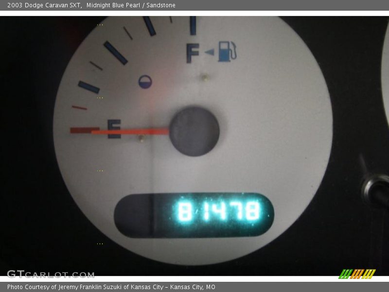 Midnight Blue Pearl / Sandstone 2003 Dodge Caravan SXT