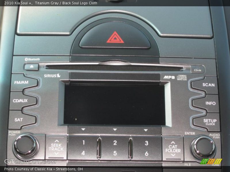Titanium Gray / Black Soul Logo Cloth 2010 Kia Soul +
