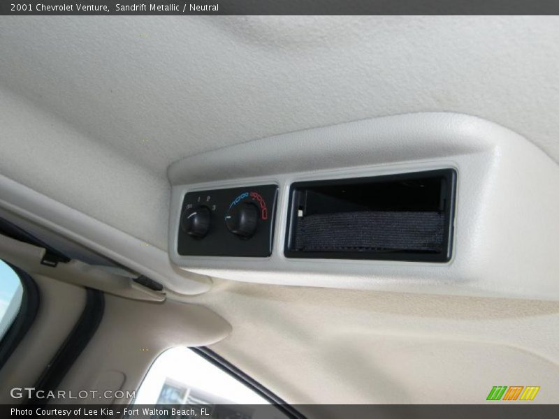 Sandrift Metallic / Neutral 2001 Chevrolet Venture