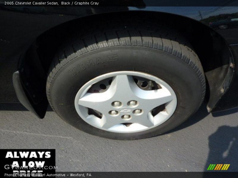 Black / Graphite Gray 2005 Chevrolet Cavalier Sedan
