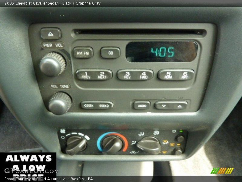 Black / Graphite Gray 2005 Chevrolet Cavalier Sedan