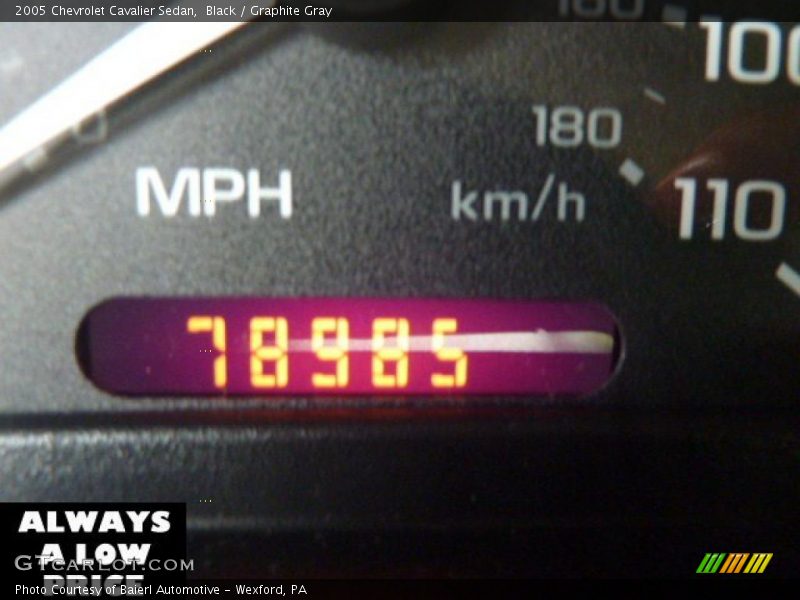 Black / Graphite Gray 2005 Chevrolet Cavalier Sedan