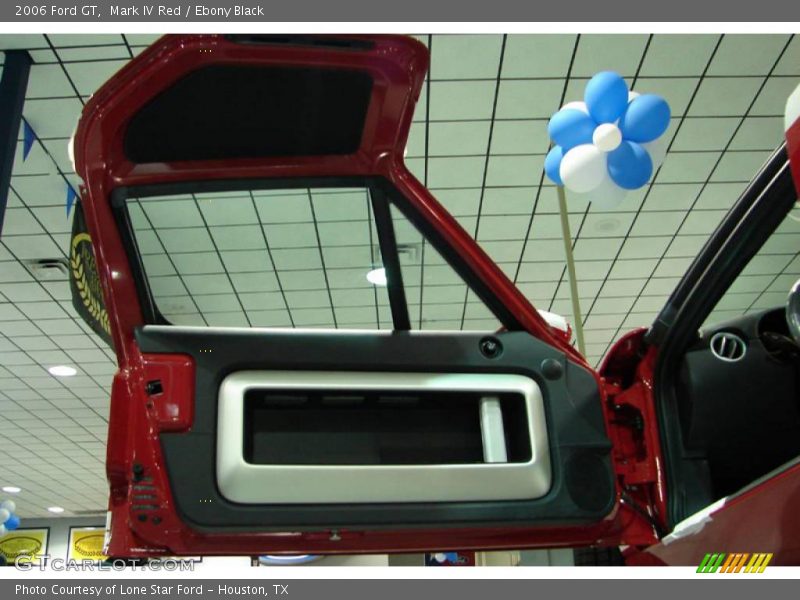 Mark IV Red / Ebony Black 2006 Ford GT