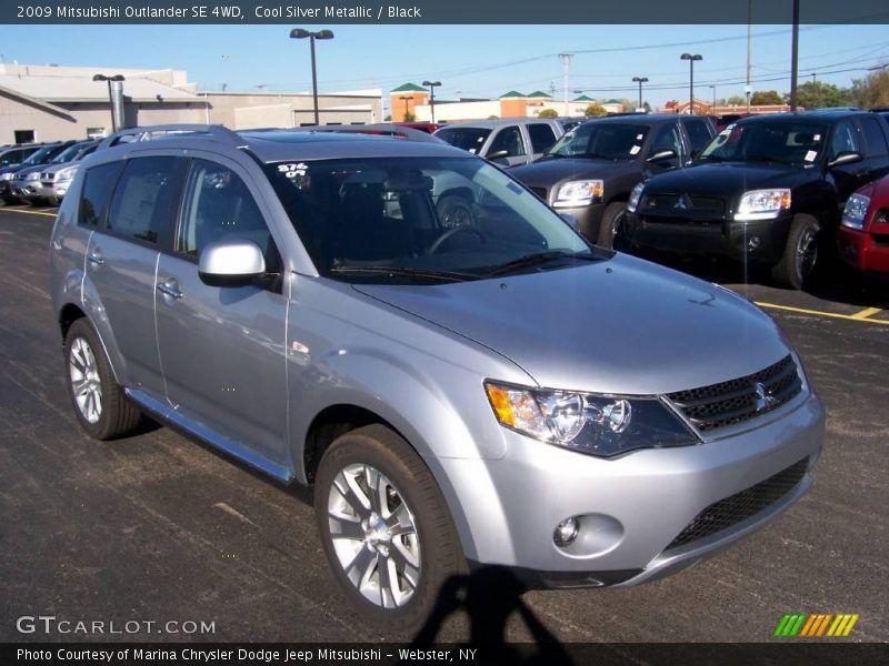 Cool Silver Metallic / Black 2009 Mitsubishi Outlander SE 4WD