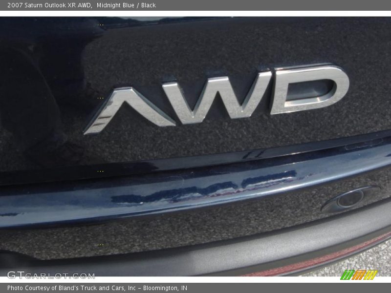 Midnight Blue / Black 2007 Saturn Outlook XR AWD