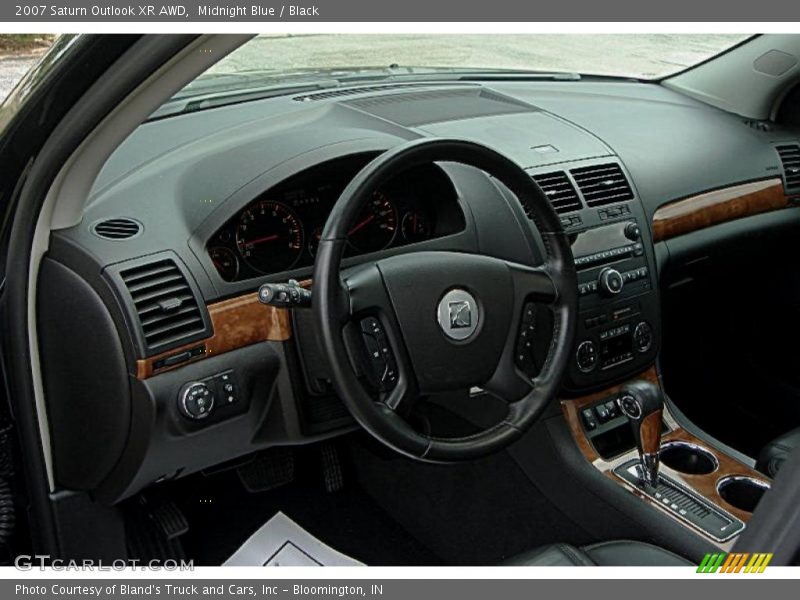Midnight Blue / Black 2007 Saturn Outlook XR AWD