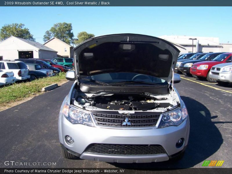 Cool Silver Metallic / Black 2009 Mitsubishi Outlander SE 4WD
