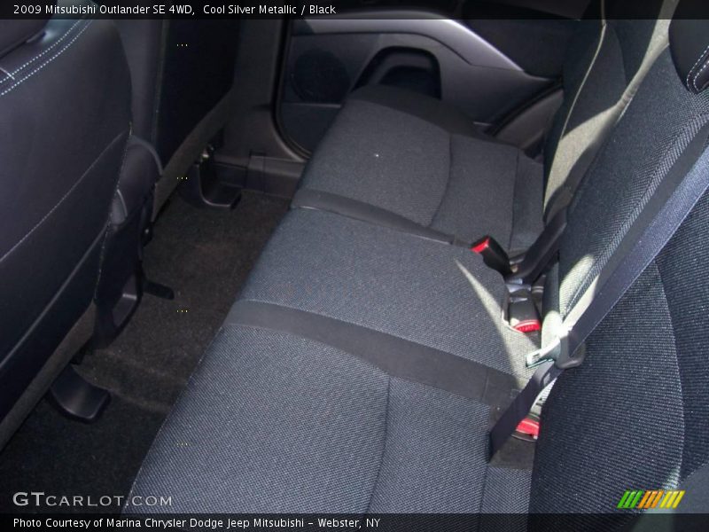 Cool Silver Metallic / Black 2009 Mitsubishi Outlander SE 4WD