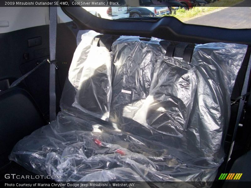 Cool Silver Metallic / Black 2009 Mitsubishi Outlander SE 4WD