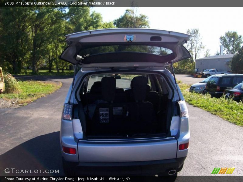 Cool Silver Metallic / Black 2009 Mitsubishi Outlander SE 4WD