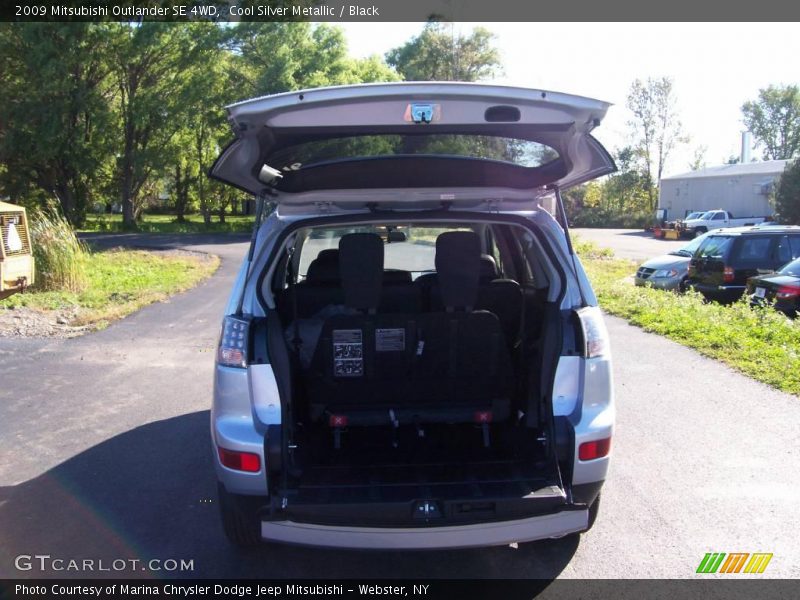 Cool Silver Metallic / Black 2009 Mitsubishi Outlander SE 4WD
