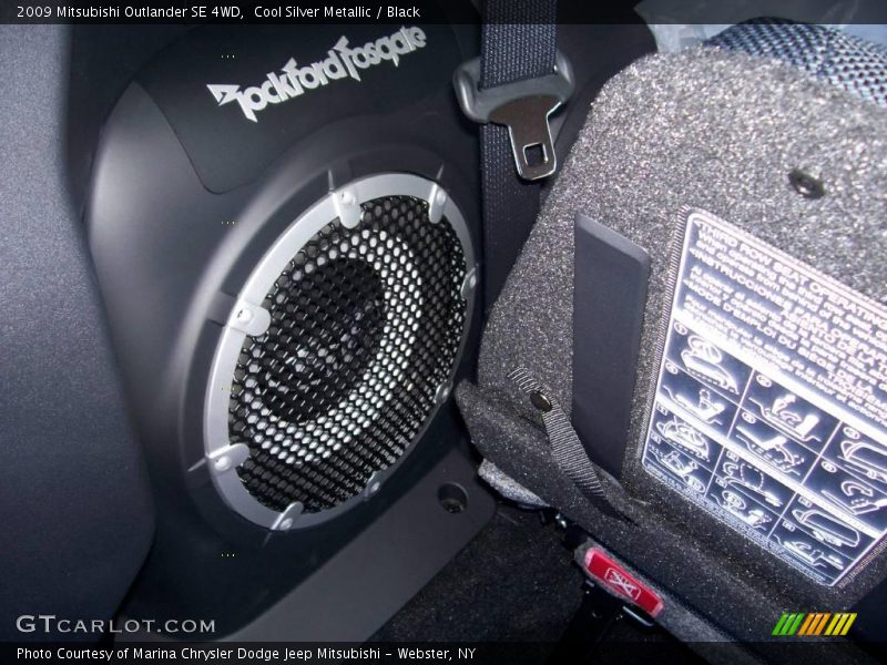Cool Silver Metallic / Black 2009 Mitsubishi Outlander SE 4WD