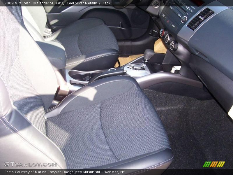 Cool Silver Metallic / Black 2009 Mitsubishi Outlander SE 4WD