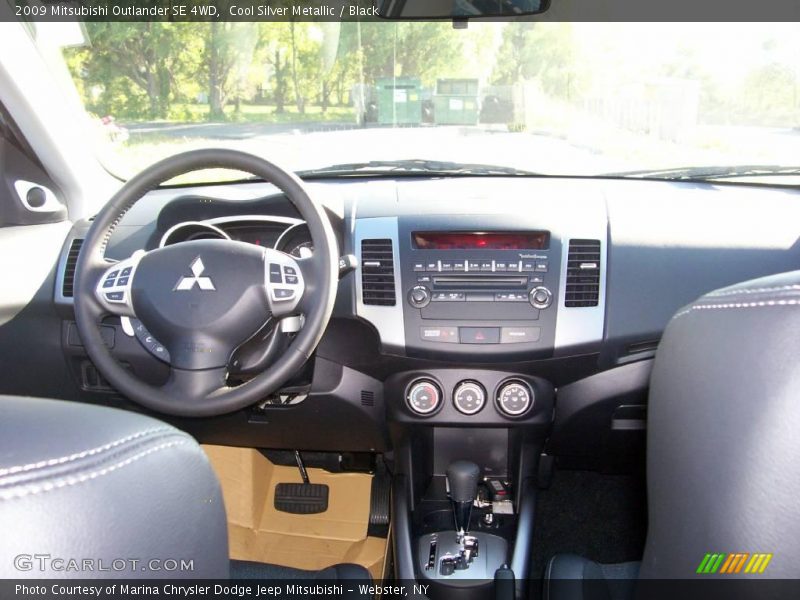 Cool Silver Metallic / Black 2009 Mitsubishi Outlander SE 4WD