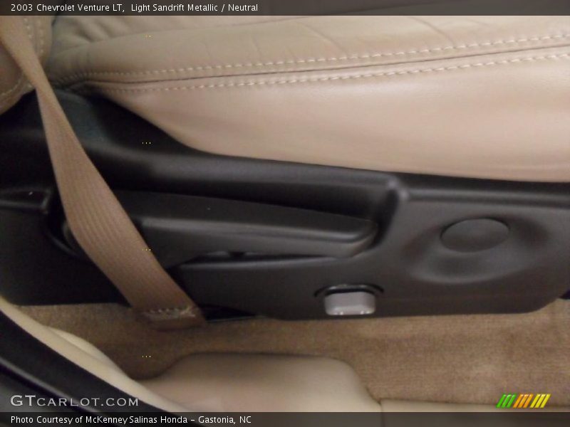 Light Sandrift Metallic / Neutral 2003 Chevrolet Venture LT