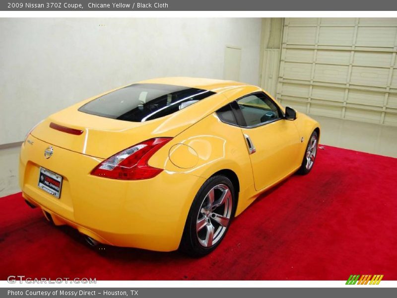 Chicane Yellow / Black Cloth 2009 Nissan 370Z Coupe