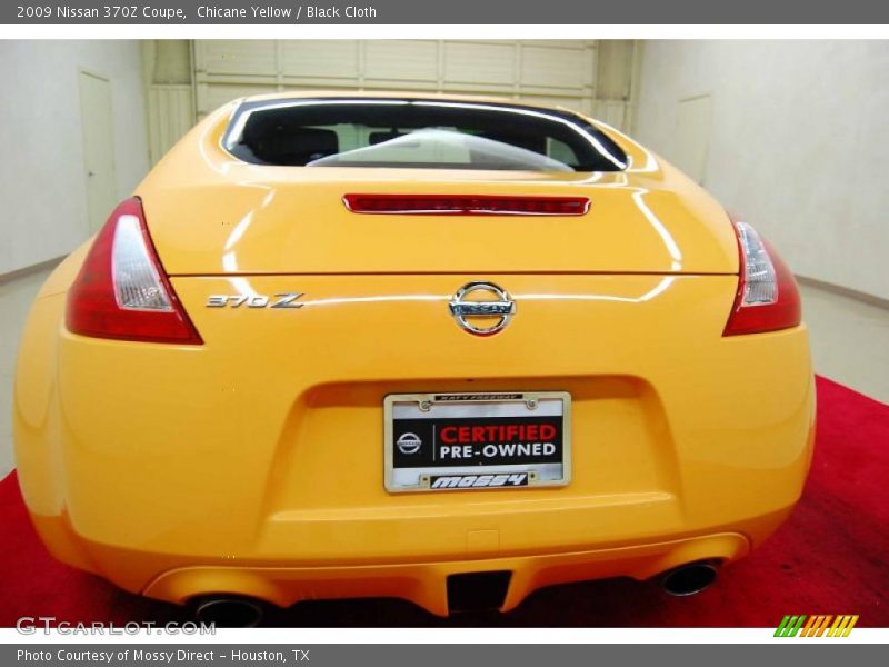 Chicane Yellow / Black Cloth 2009 Nissan 370Z Coupe