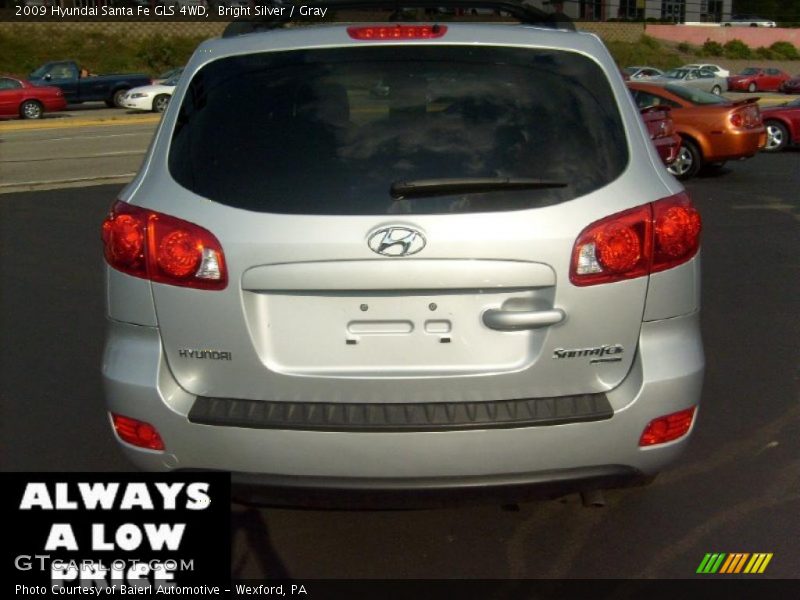 Bright Silver / Gray 2009 Hyundai Santa Fe GLS 4WD