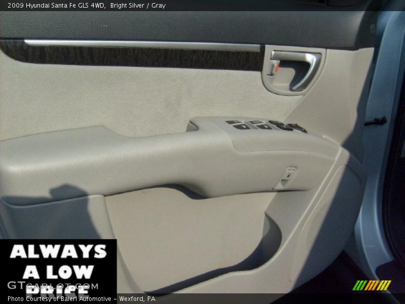 Bright Silver / Gray 2009 Hyundai Santa Fe GLS 4WD