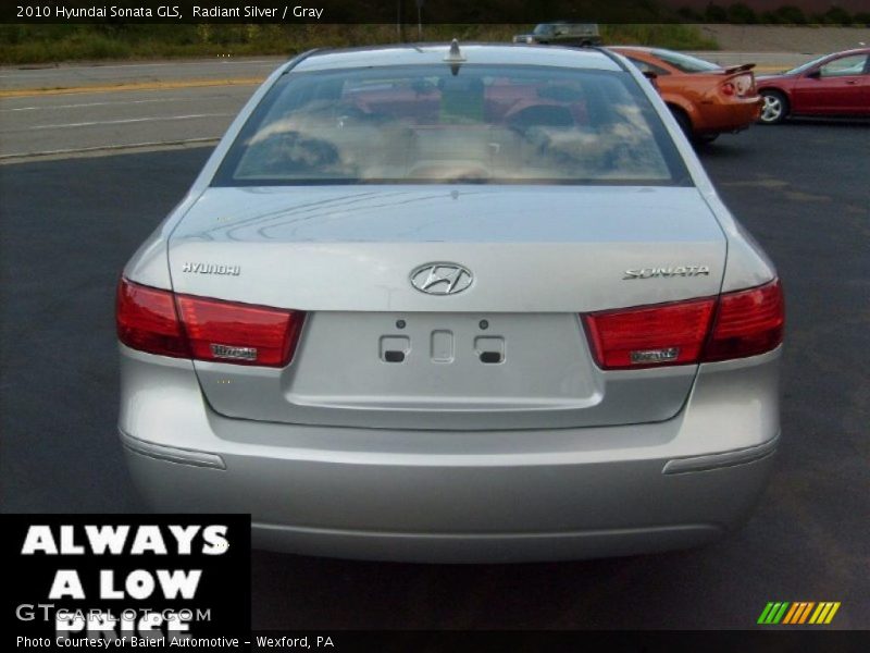 Radiant Silver / Gray 2010 Hyundai Sonata GLS