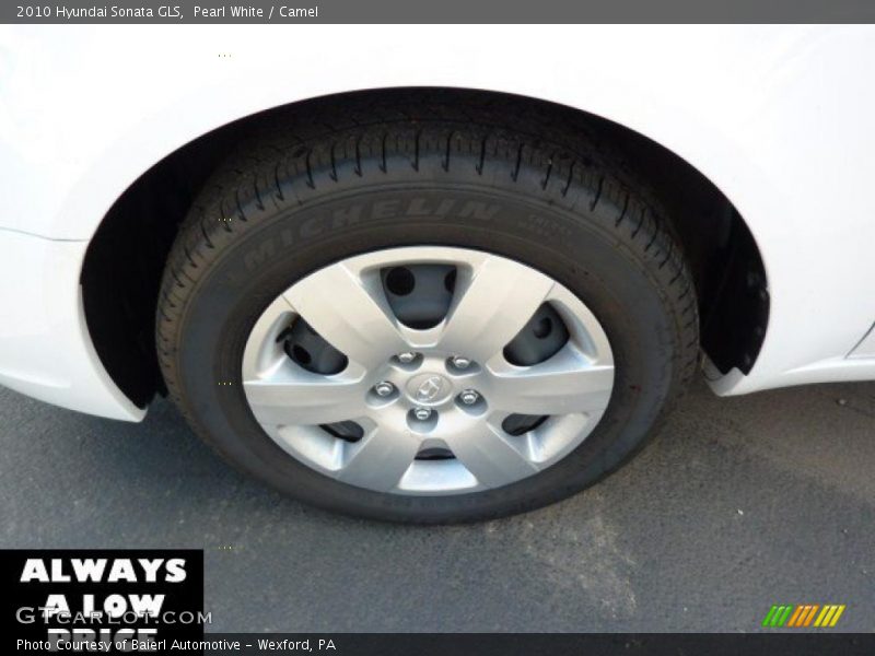 Pearl White / Camel 2010 Hyundai Sonata GLS