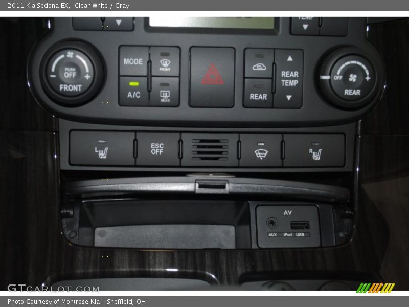 Clear White / Gray 2011 Kia Sedona EX