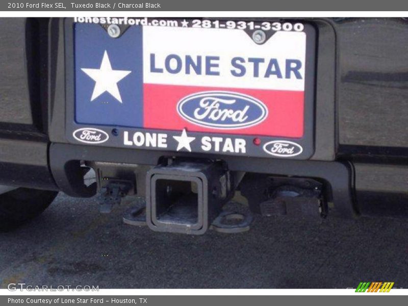 Tuxedo Black / Charcoal Black 2010 Ford Flex SEL