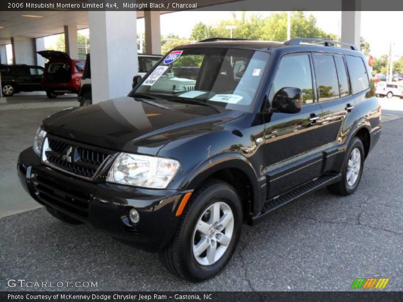 Midnight Black / Charcoal 2006 Mitsubishi Montero Limited 4x4
