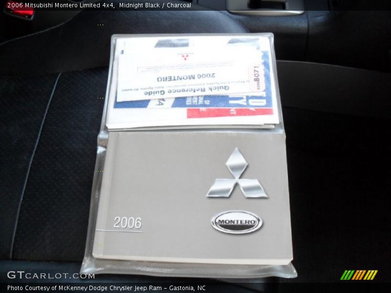 Midnight Black / Charcoal 2006 Mitsubishi Montero Limited 4x4