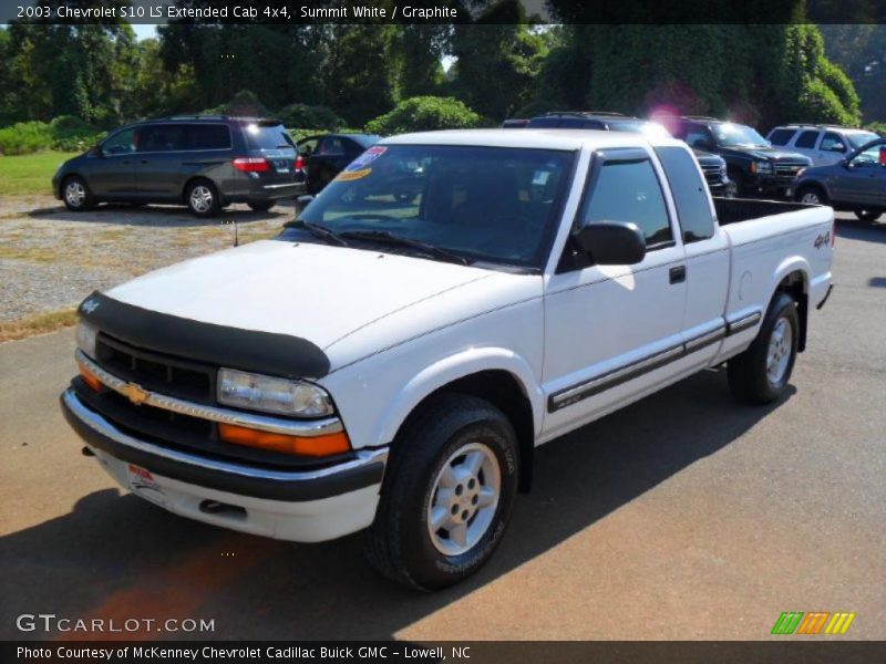 Summit White / Graphite 2003 Chevrolet S10 LS Extended Cab 4x4