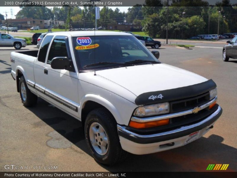 Summit White / Graphite 2003 Chevrolet S10 LS Extended Cab 4x4