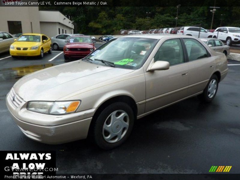 Cashmere Beige Metallic / Oak 1998 Toyota Camry LE V6