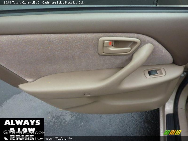 Cashmere Beige Metallic / Oak 1998 Toyota Camry LE V6