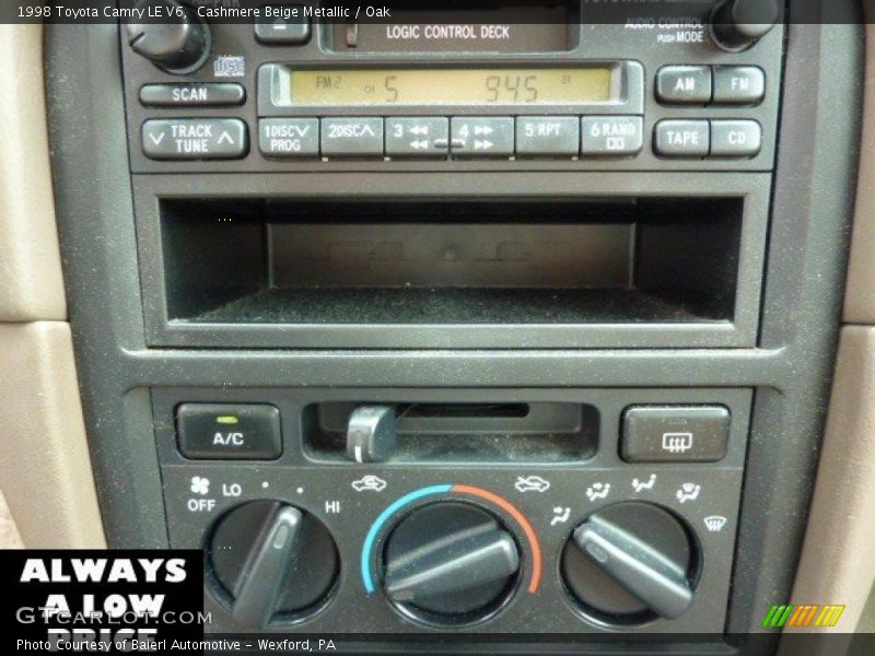 Cashmere Beige Metallic / Oak 1998 Toyota Camry LE V6