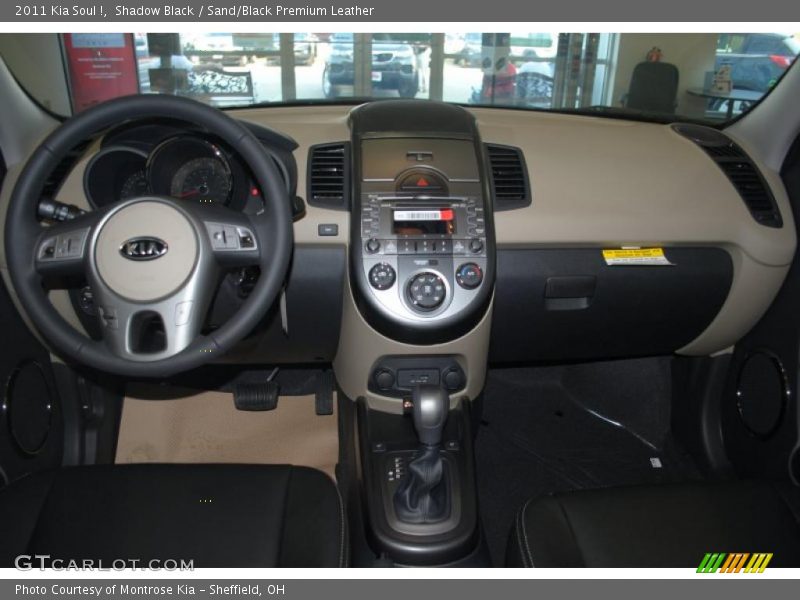 Shadow Black / Sand/Black Premium Leather 2011 Kia Soul !