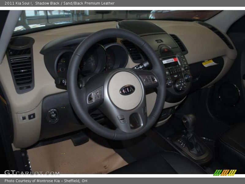 Shadow Black / Sand/Black Premium Leather 2011 Kia Soul !