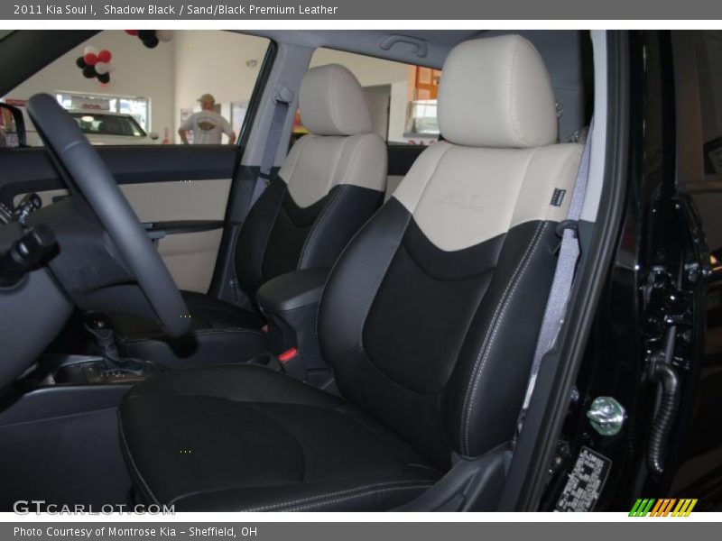 Shadow Black / Sand/Black Premium Leather 2011 Kia Soul !
