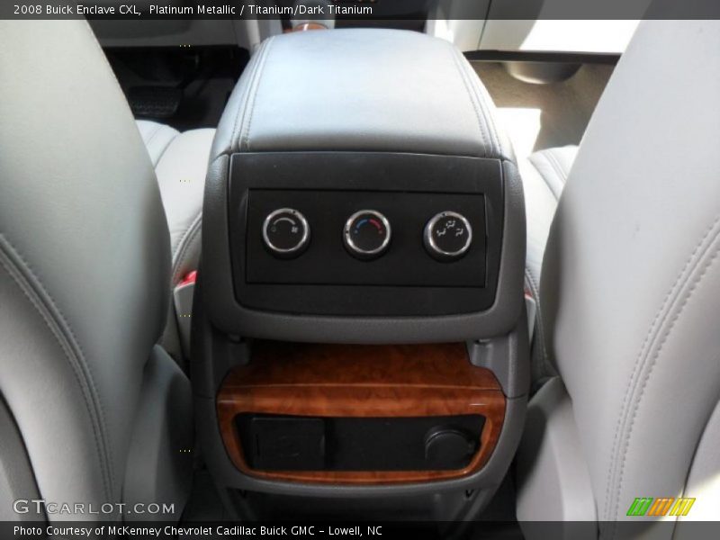 Platinum Metallic / Titanium/Dark Titanium 2008 Buick Enclave CXL