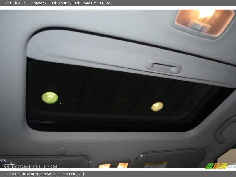 Shadow Black / Sand/Black Premium Leather 2011 Kia Soul !