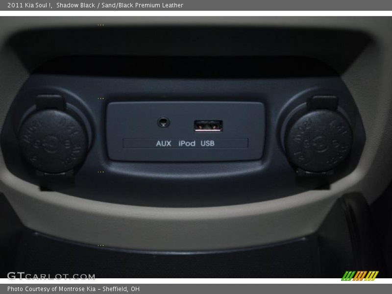 Shadow Black / Sand/Black Premium Leather 2011 Kia Soul !