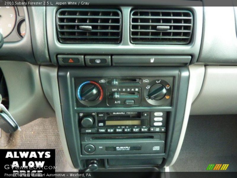 Aspen White / Gray 2001 Subaru Forester 2.5 L