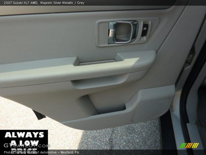 Majestic Silver Metallic / Grey 2007 Suzuki XL7 AWD