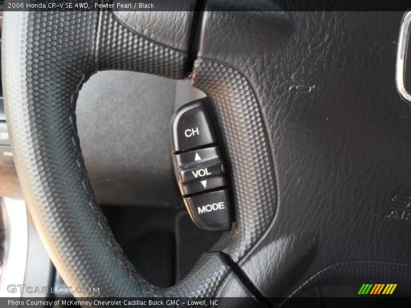 Pewter Pearl / Black 2006 Honda CR-V SE 4WD